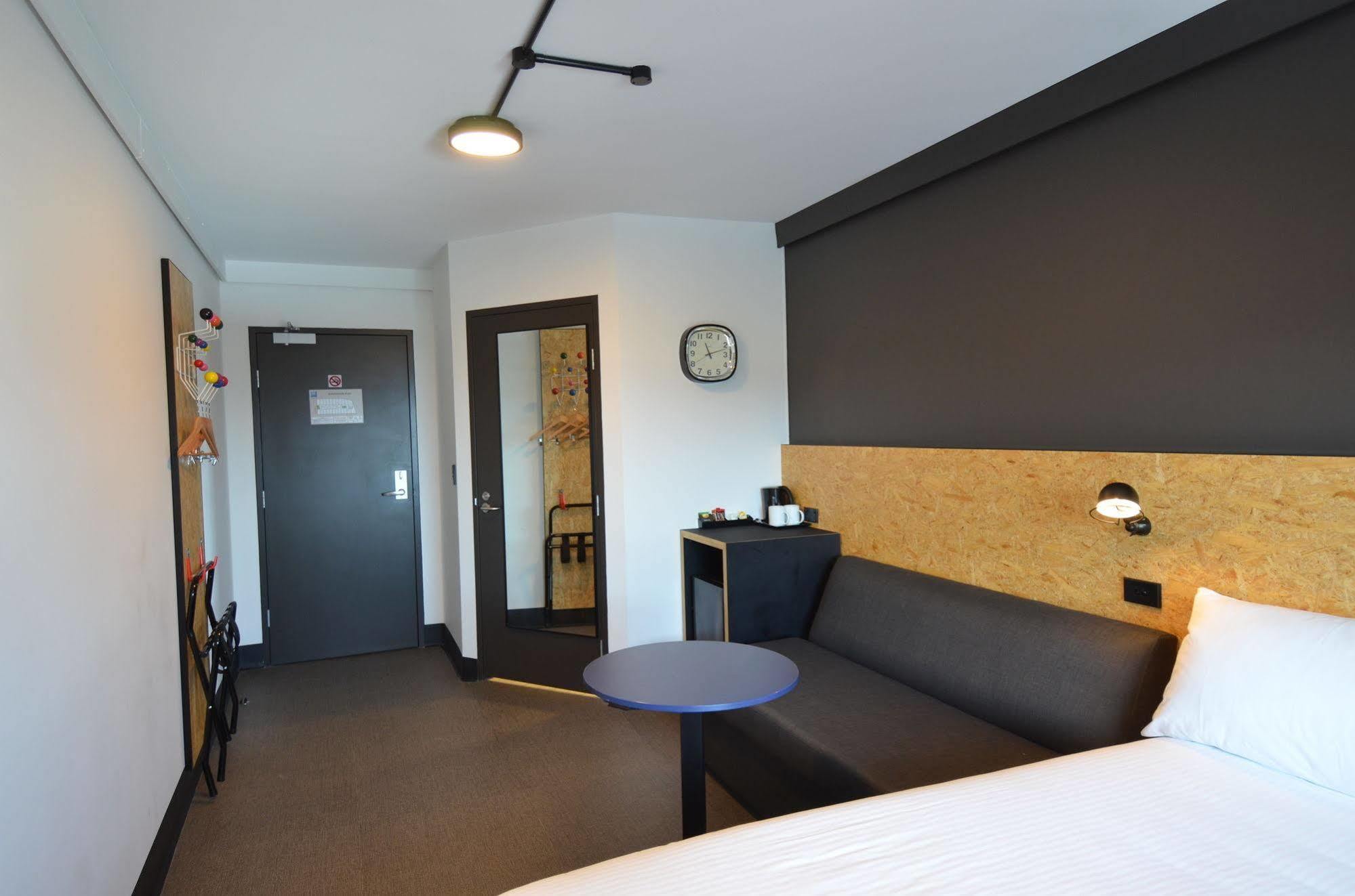 Ibis Budget Sydney East Hotel Buitenkant foto